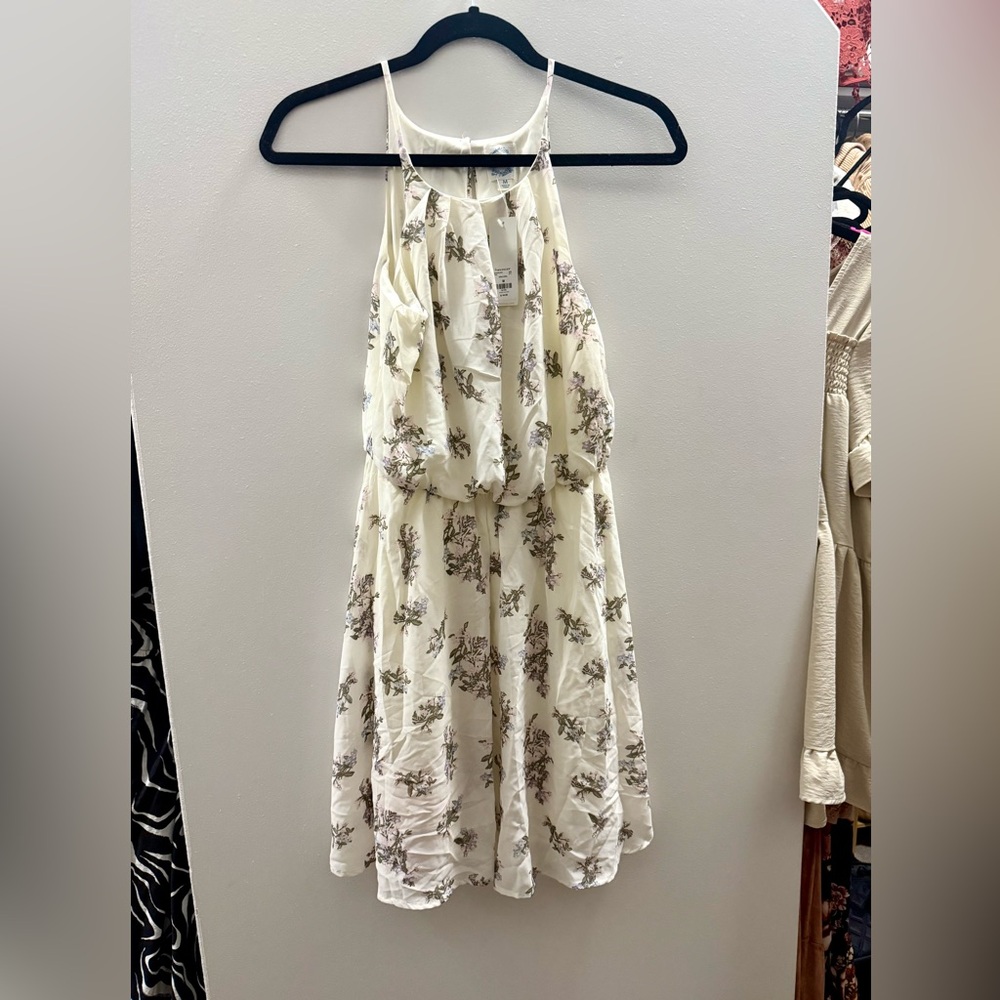 FINAL PRICE - NWT floral boutique dress🌊